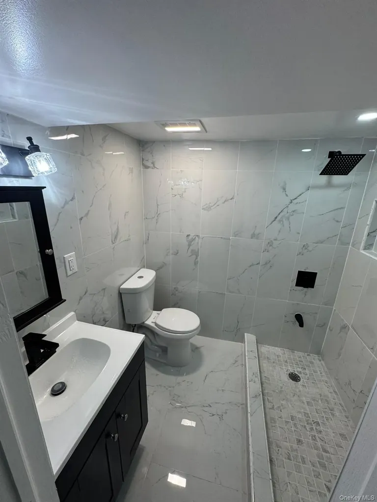 10909 169th Place Jamaica NY 11433
