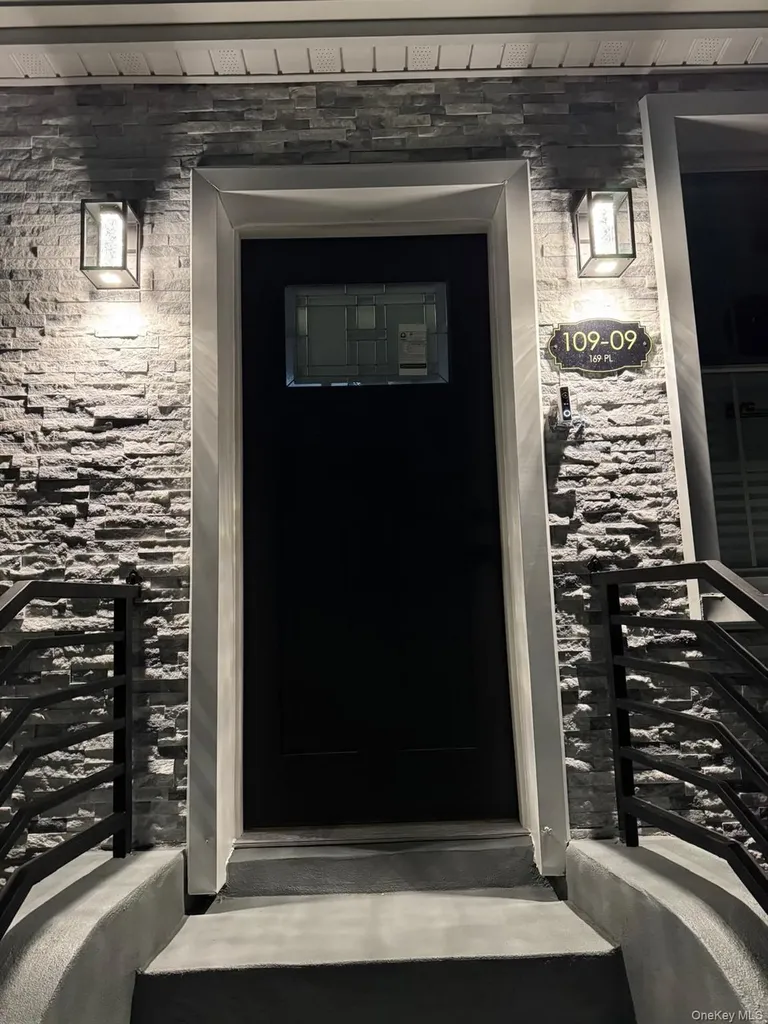 10909 169th Place Jamaica NY 11433
