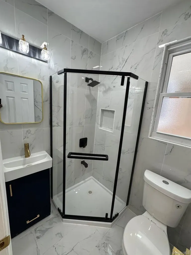 10909 169th Place Jamaica NY 11433