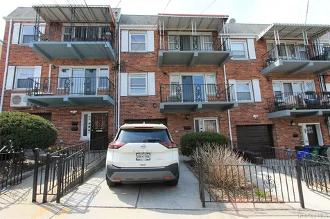 58-18 84th Place Middle Village NY 11379