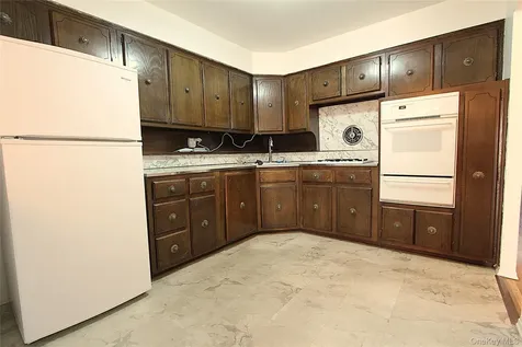 58-18 84th Place Middle Village NY 11379