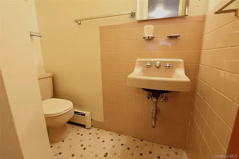 58-18 84th Place Middle Village NY 11379