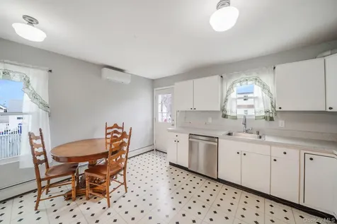 172 Lake Drive Wyandanch NY 11798