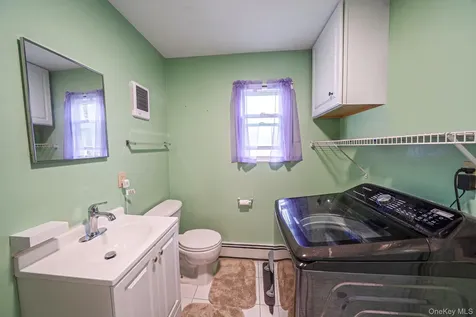 172 Lake Drive Wyandanch NY 11798