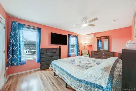 172 Lake Drive Wyandanch NY 11798