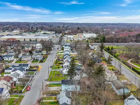 172 Lake Drive Wyandanch NY 11798