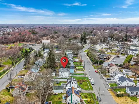 172 Lake Drive Wyandanch NY 11798