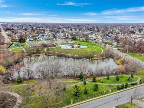 172 Lake Drive Wyandanch NY 11798