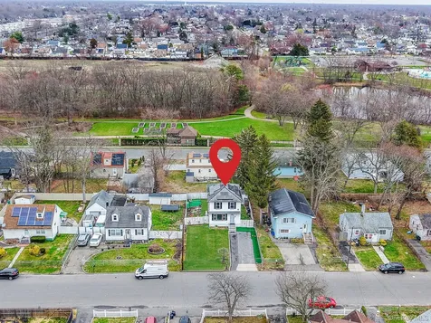 172 Lake Drive Wyandanch NY 11798