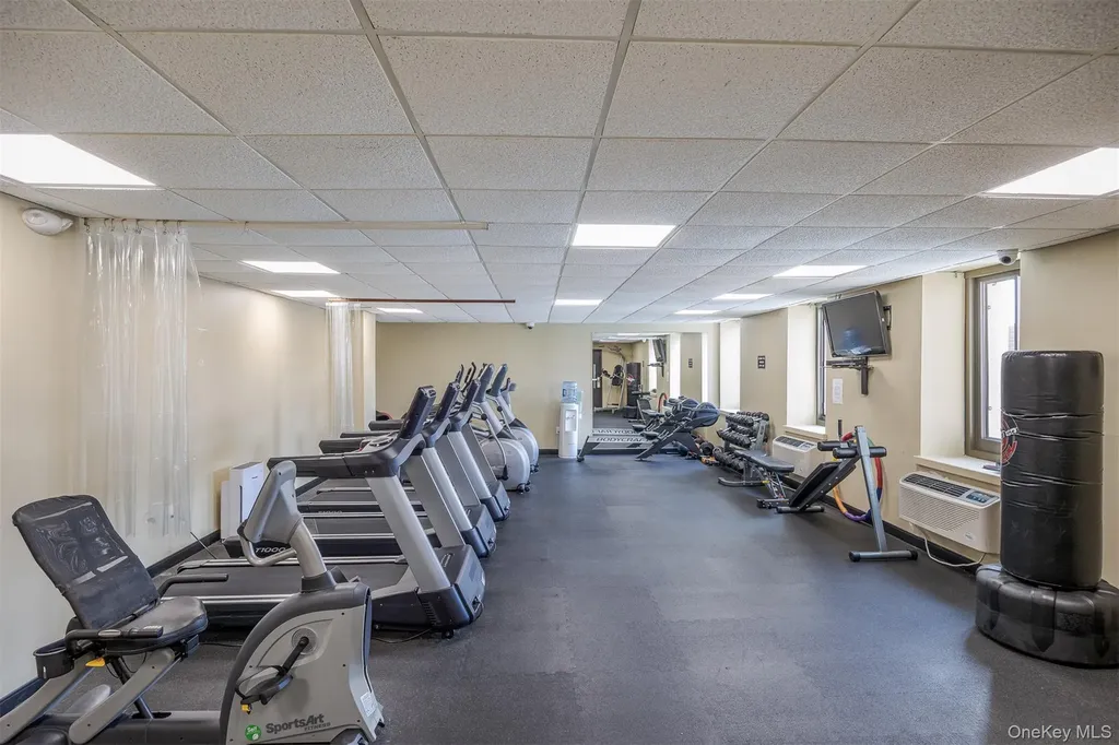 100 W Broadway Long Beach NY 11561