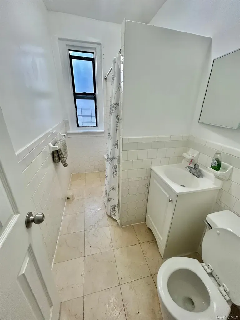 1209-1215 Elder Avenue Bronx NY 10472