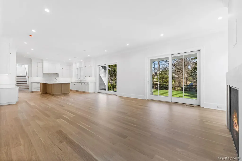 26 Overhill Road Scarsdale NY 10583