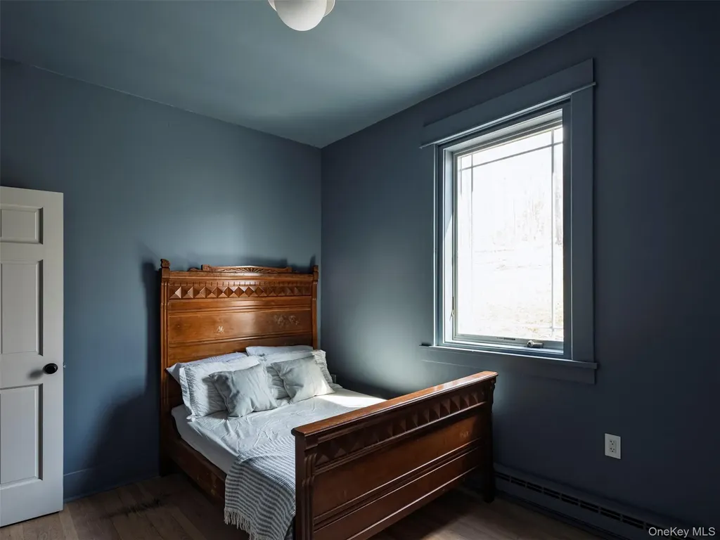 8 Chapel Drive Chatham NY 12184