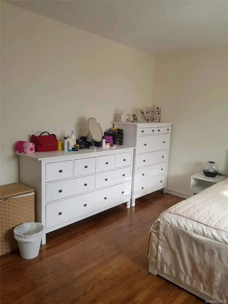 20506 35th Avenue Bayside NY 11361