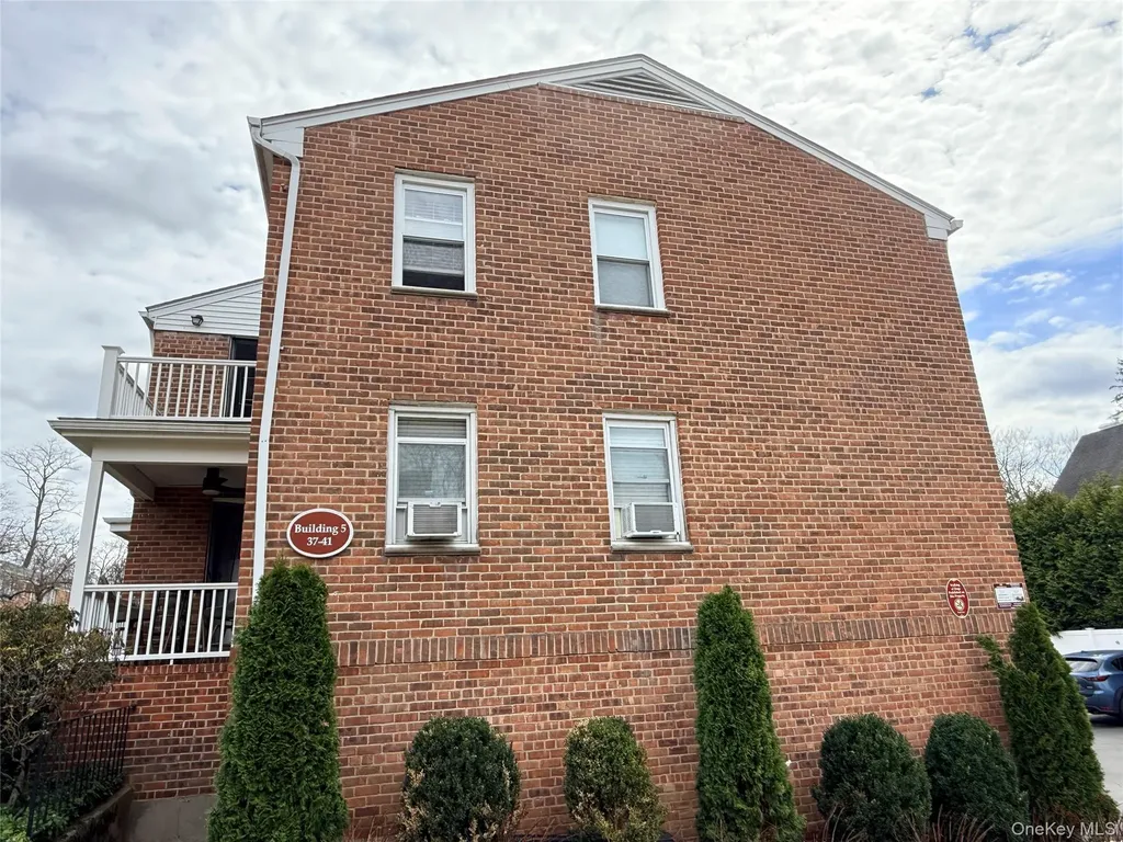 37 Carpenter Avenue Mount Kisco NY 10549