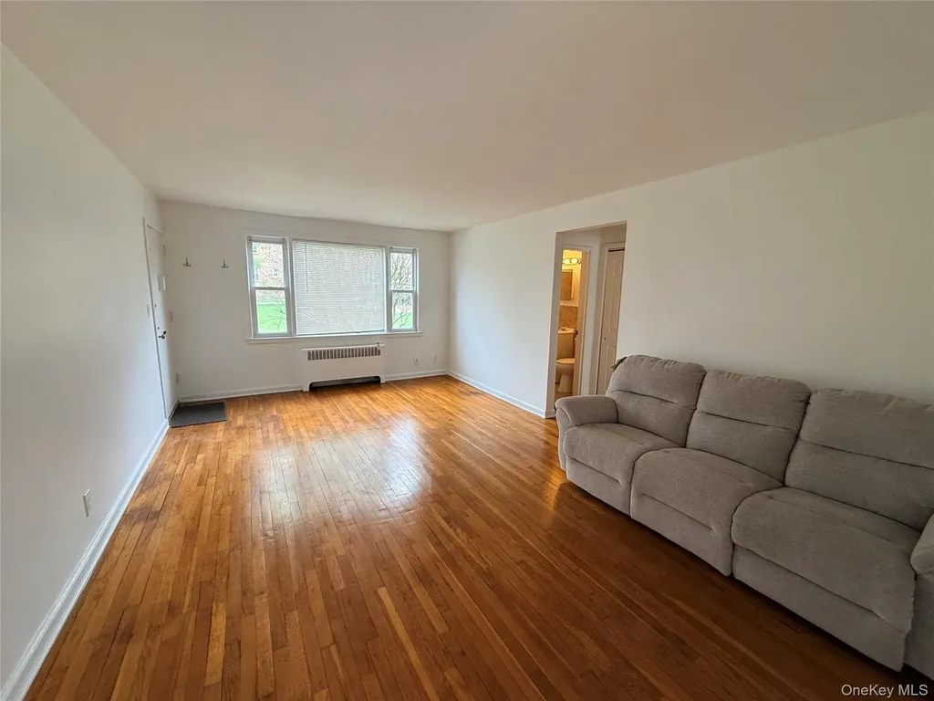 37 Carpenter Avenue Mount Kisco NY 10549
