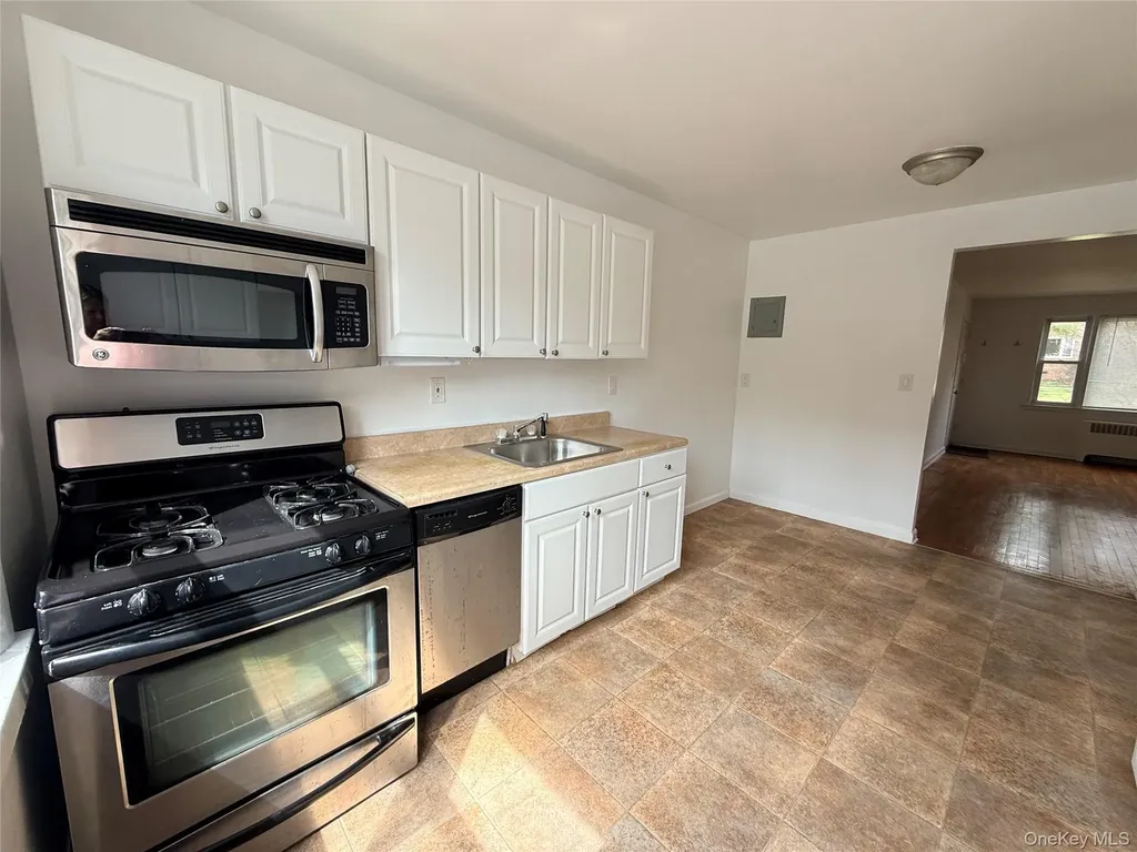 37 Carpenter Avenue Mount Kisco NY 10549