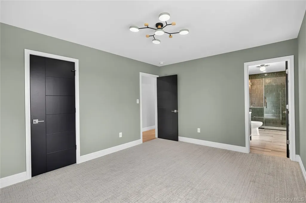 14 Warwick Isle Boulevard Pine Island NY 10969