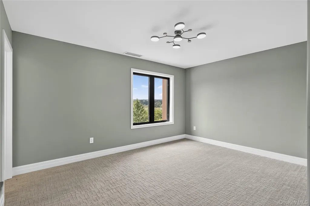 14 Warwick Isle Boulevard Pine Island NY 10969