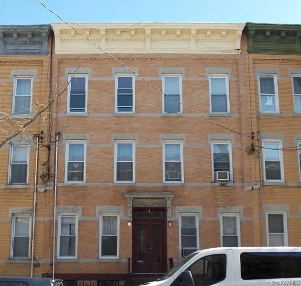 1015 Seneca Avenue Ridgewood NY 11385