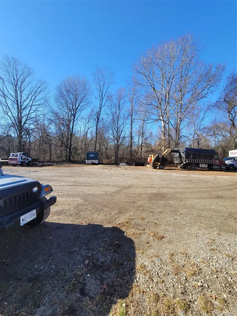 1984 Route 112 Coram NY 11727