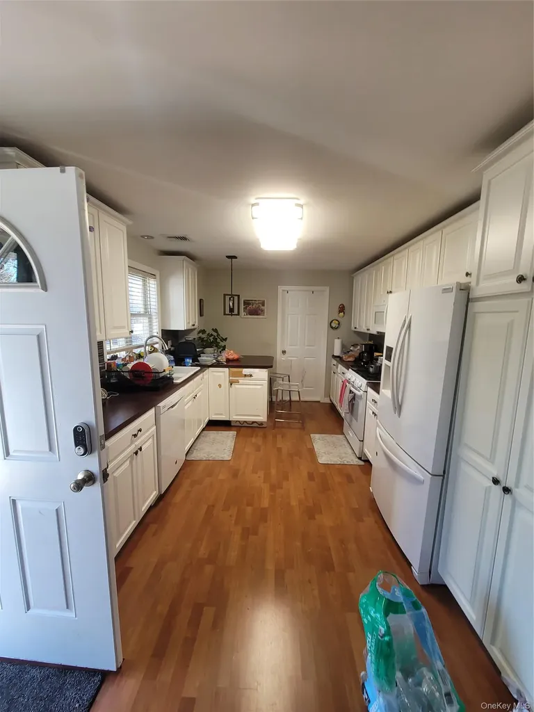 1984 Route 112 Coram NY 11727