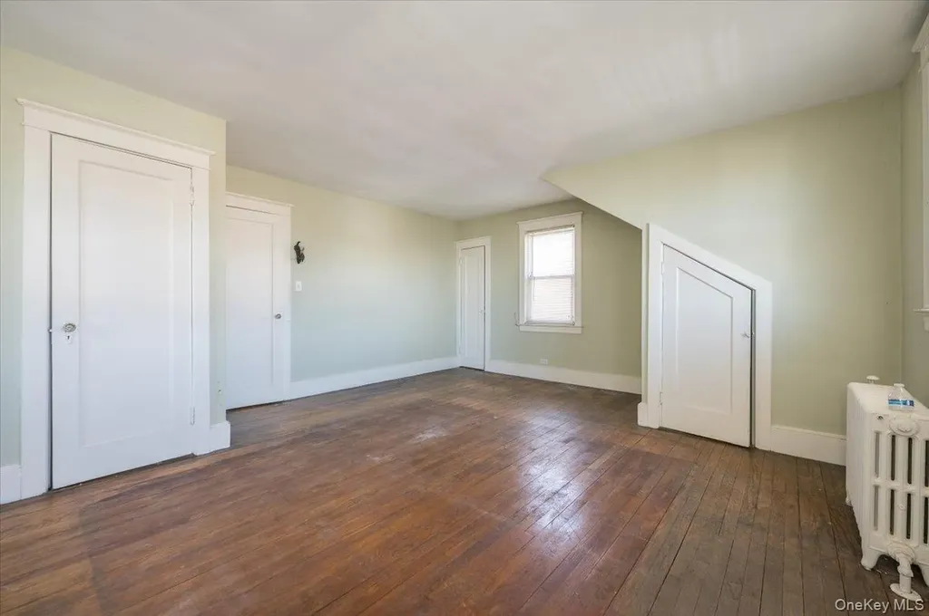 3162 Miles Avenue Bronx NY 10465