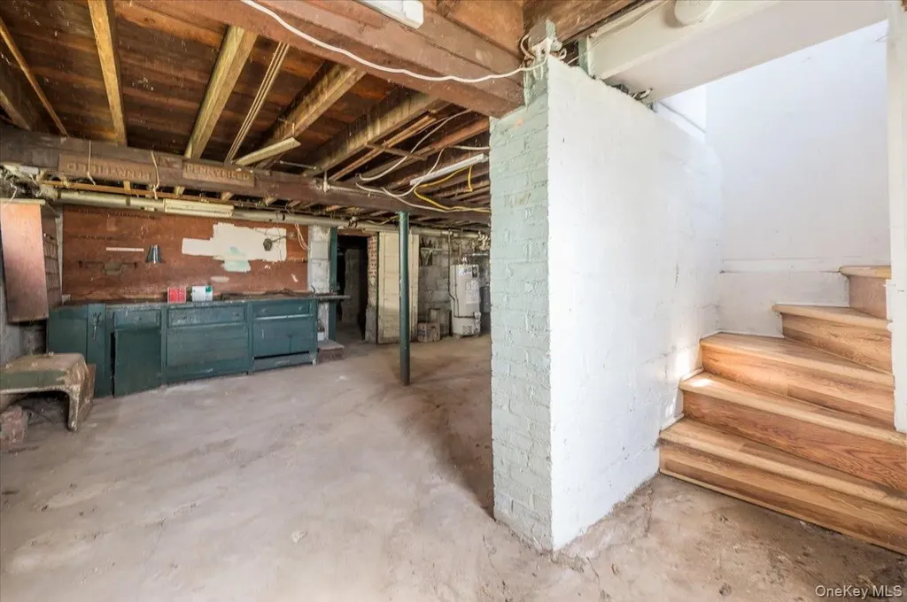 3162 Miles Avenue Bronx NY 10465
