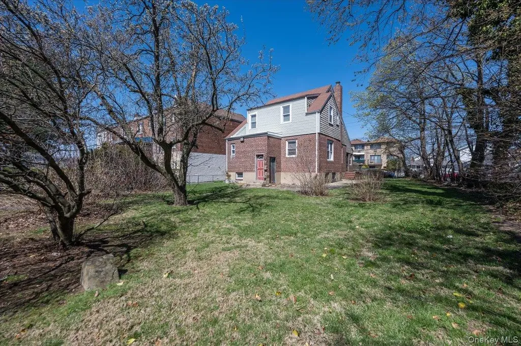 3162 Miles Avenue Bronx NY 10465