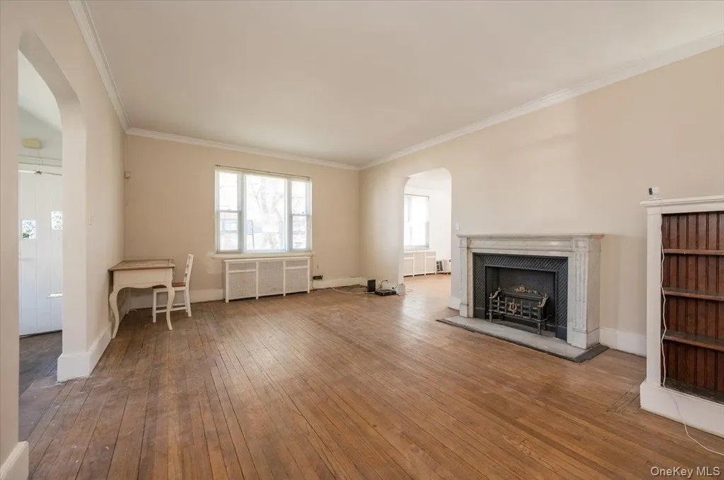 3162 Miles Avenue Bronx NY 10465