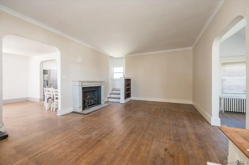 3162 Miles Avenue Bronx NY 10465