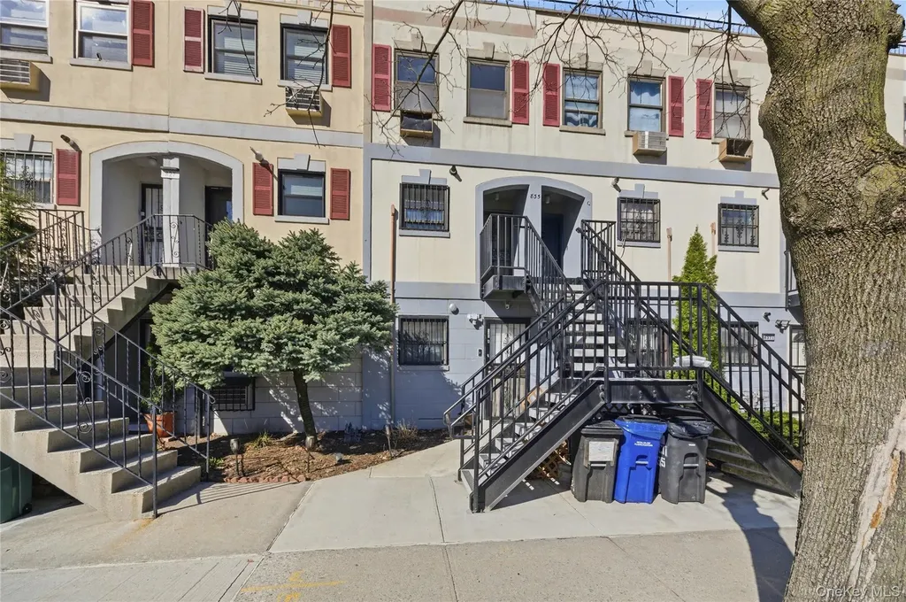 835 Underhill Avenue Bronx NY 10473