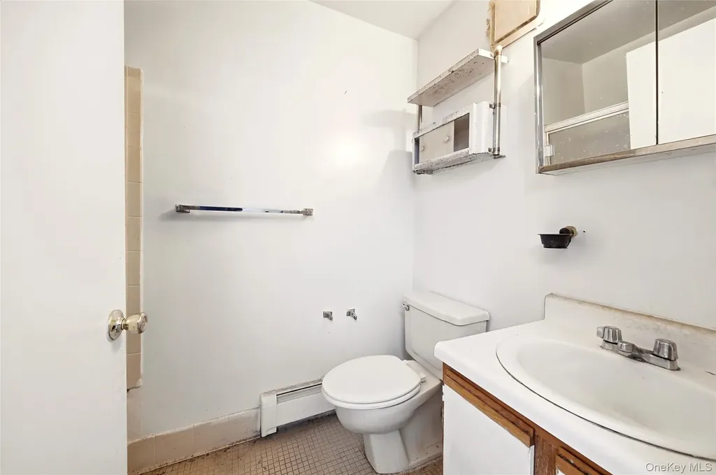 835 Underhill Avenue Bronx NY 10473