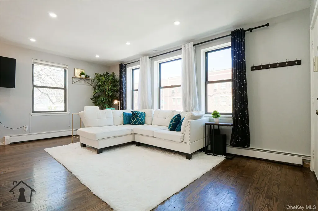 54 Erasmus Street Brooklyn NY 11226
