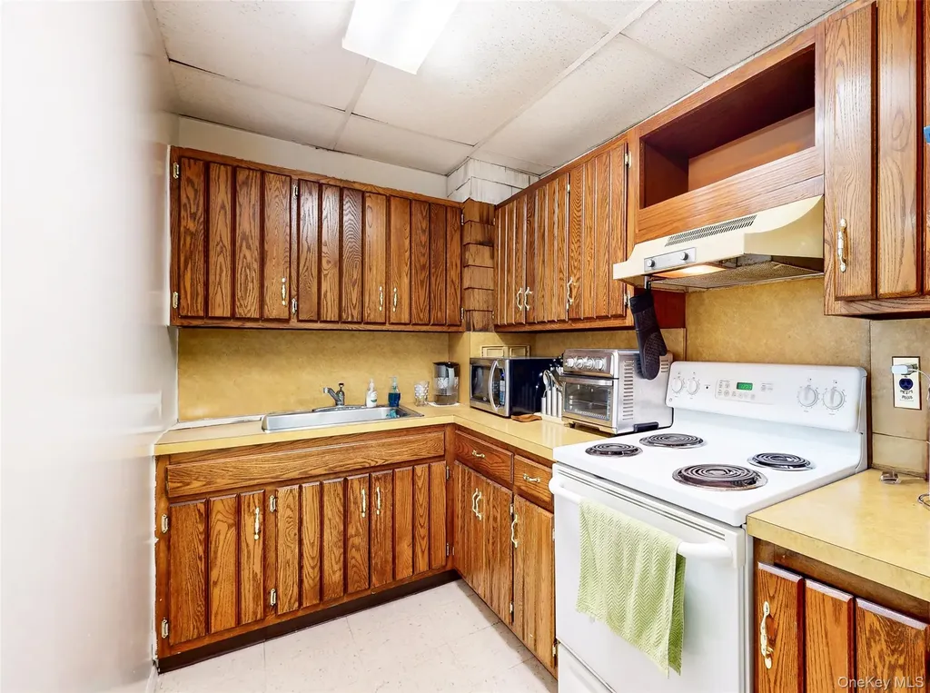 498 Route 52 Carmel NY 10512