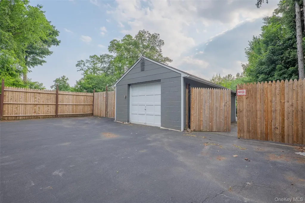498 Route 52 Carmel NY 10512