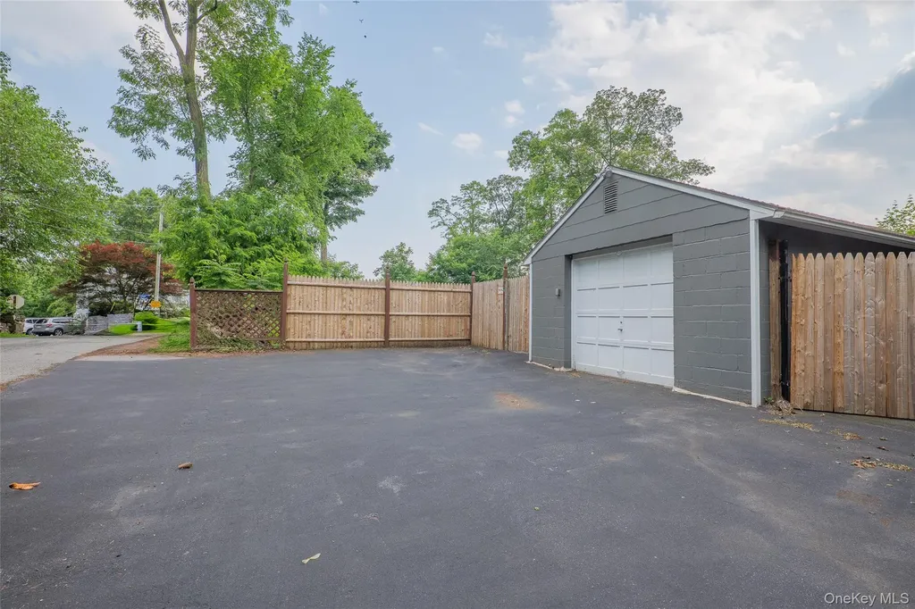 498 Route 52 Carmel NY 10512