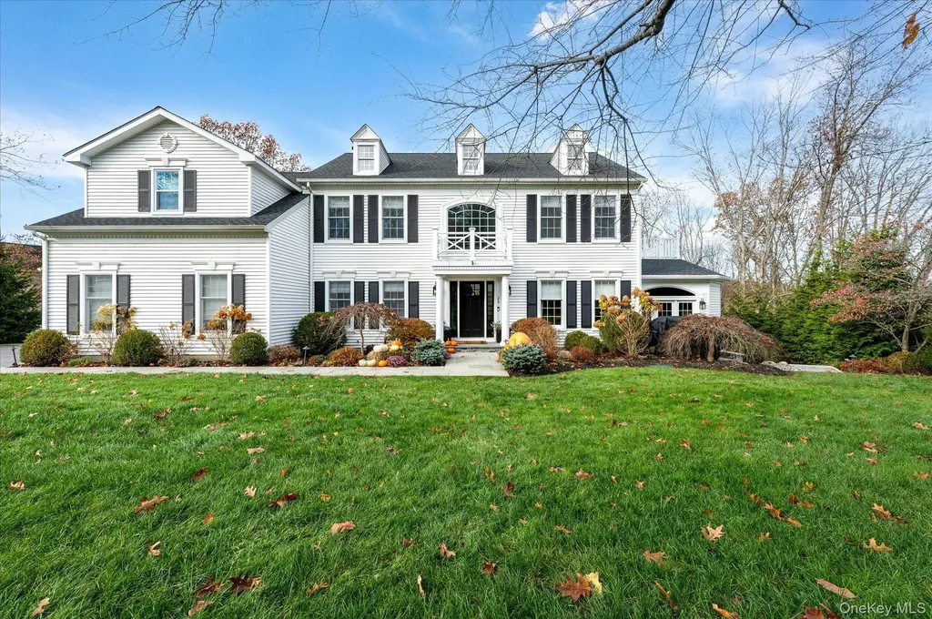 26 Hallocks Run Somers NY 10589