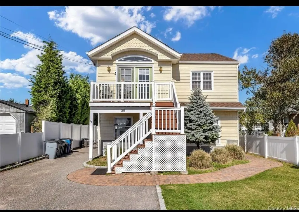 50 E Beach Promenade Lindenhurst NY 11757