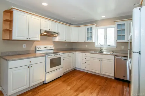 4 Manor Place White Plains NY 10605