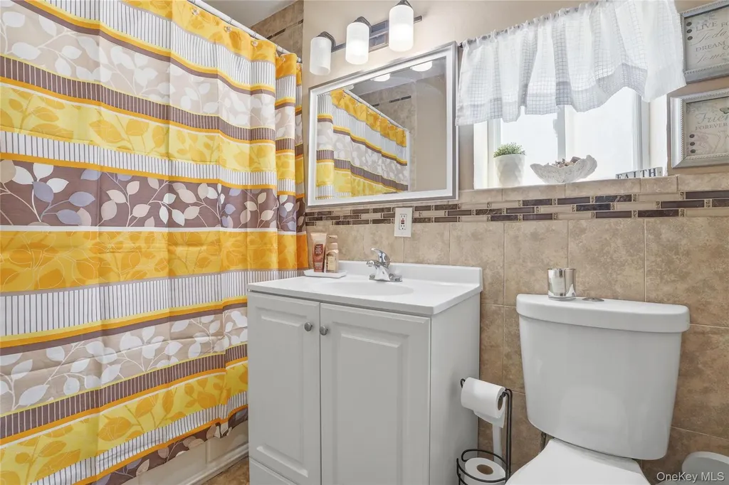 2866 Dewey Avenue Bronx NY 10465