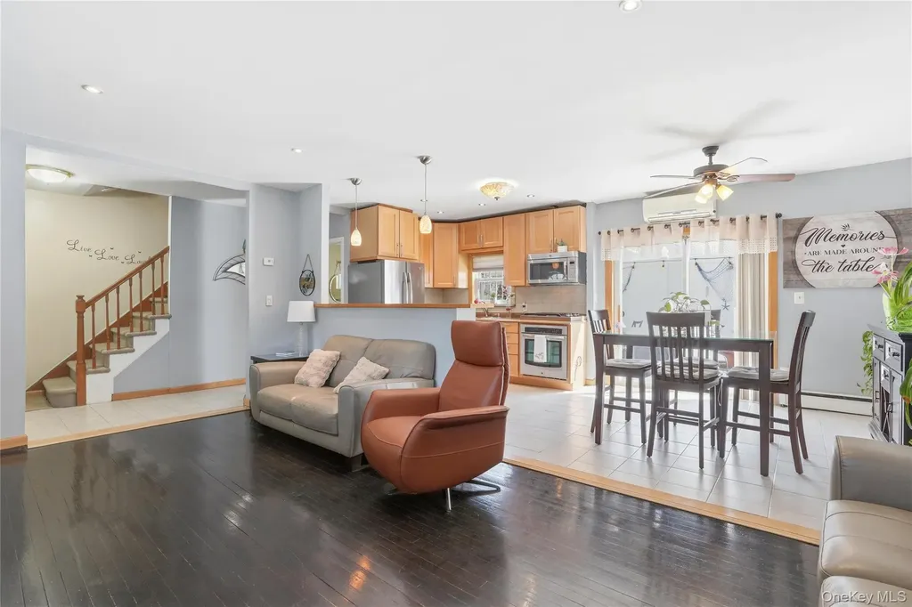 2866 Dewey Avenue Bronx NY 10465