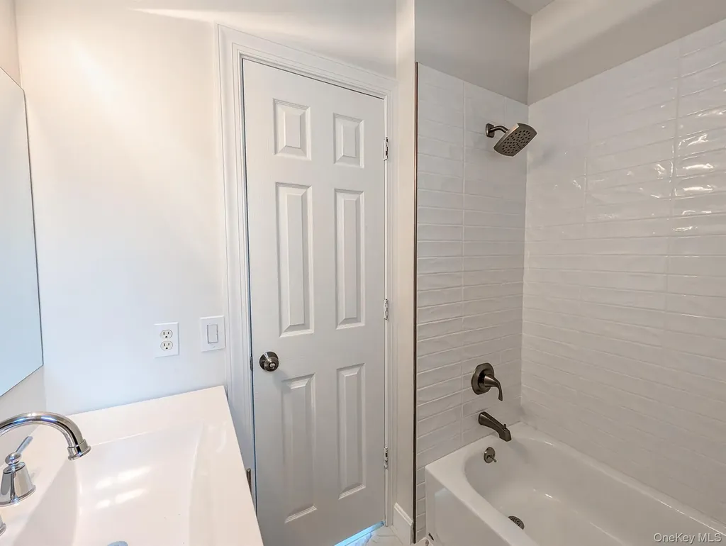 41 Lama Drive Shirley NY 11967