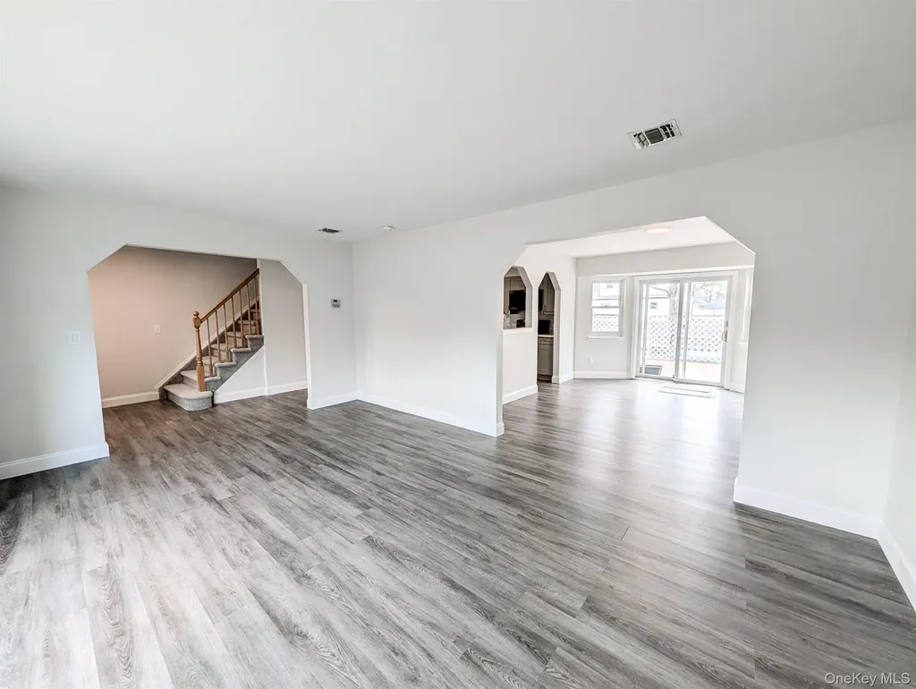 41 Lama Drive Shirley NY 11967