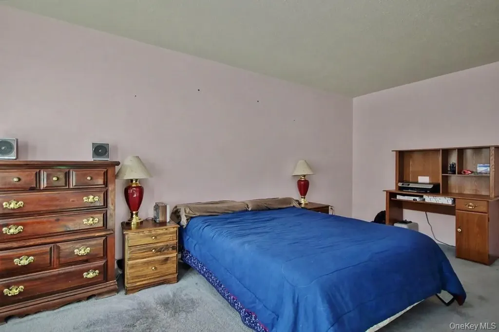 2323 Whispering Hills Chester NY 10918