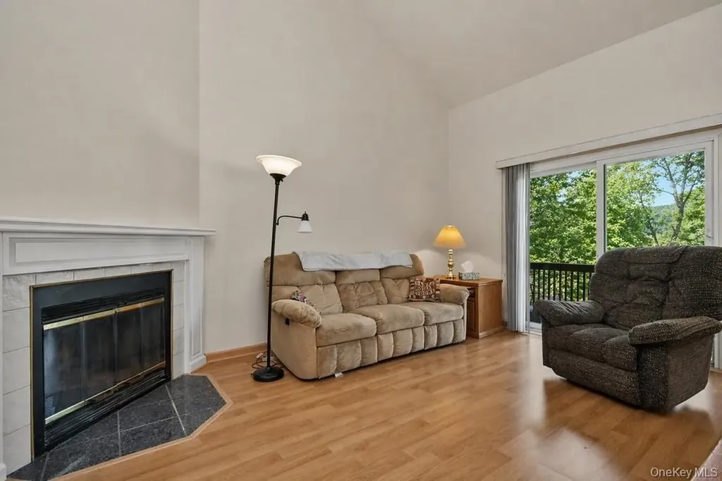 2323 Whispering Hills Chester NY 10918