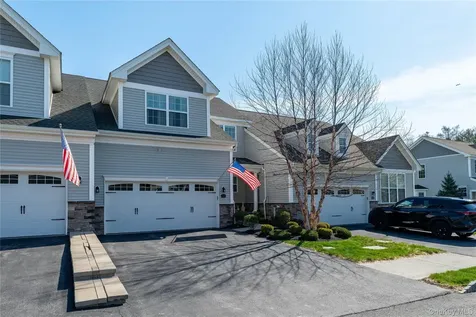 50 Stratford Lane Wappingers Falls NY 12590