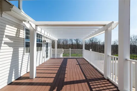 50 Stratford Lane Wappingers Falls NY 12590