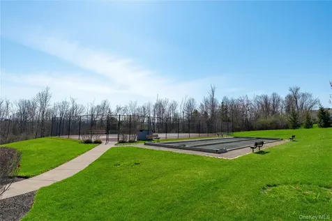 50 Stratford Lane Wappingers Falls NY 12590