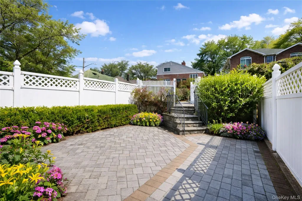 40 Creston Place Staten Island NY 10304